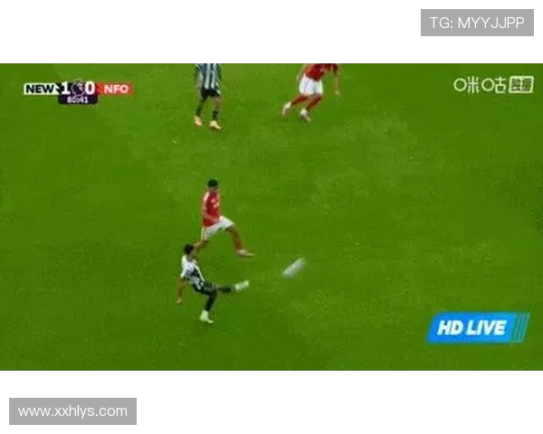 全球足球明星动态与成就盘点及未来发展趋势分析